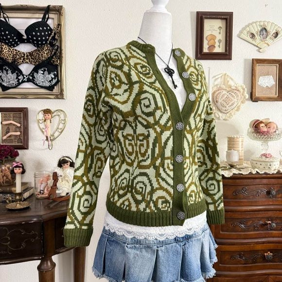 vintage funky cozy abstract whimsical cardigan - Picture 3 of 6